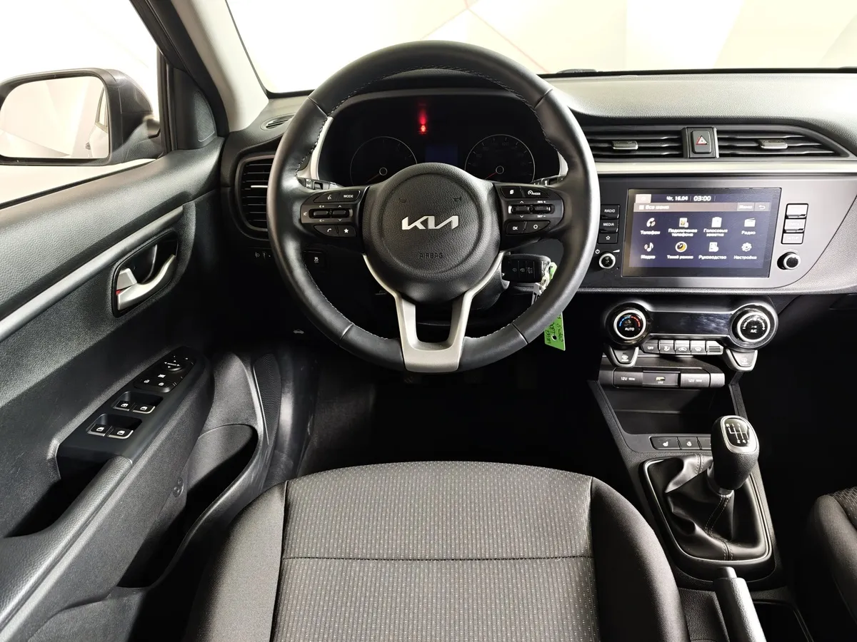 Solaris KRX 1.6 MT (123 л.с.) Luxe Серый в АВИЛОН. Слайд №20