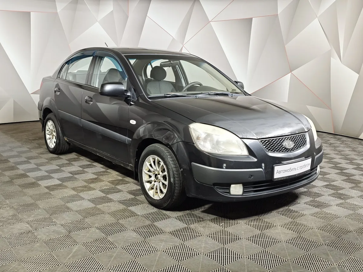 Kia Rio 1.4 AT (97 л.с.) Черный в АВИЛОН. Слайд №3