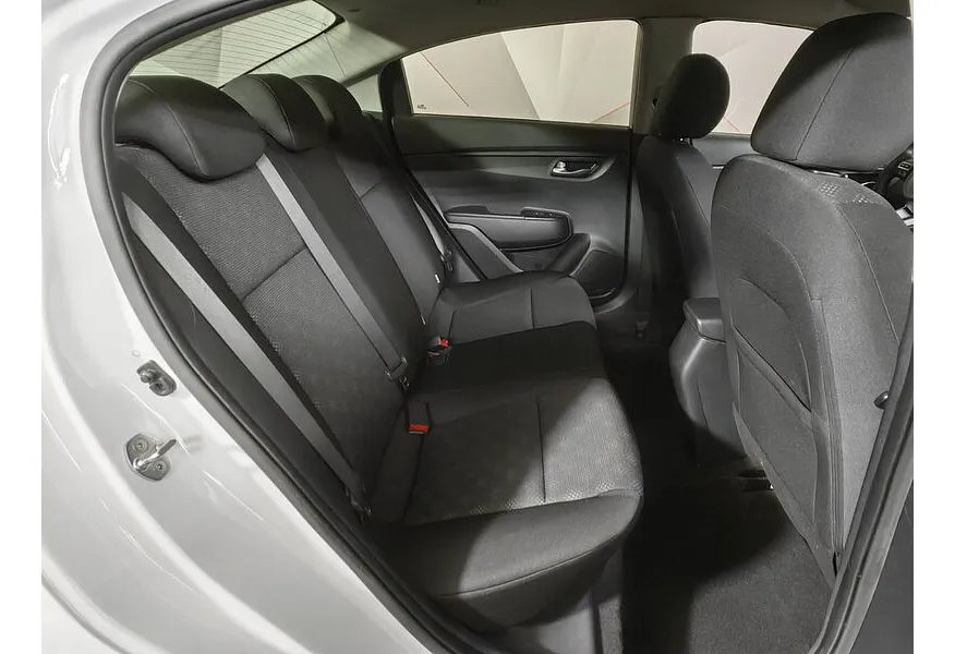 АВИЛОН - Kia Rio 1.6 AT (123 л.с.) Белый - slide 10