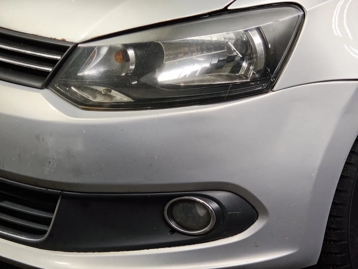 Volkswagen Polo 1.6 MPI MT (90 л.с.) Comfortline Серебристый в АВИЛОН. Слайд №10