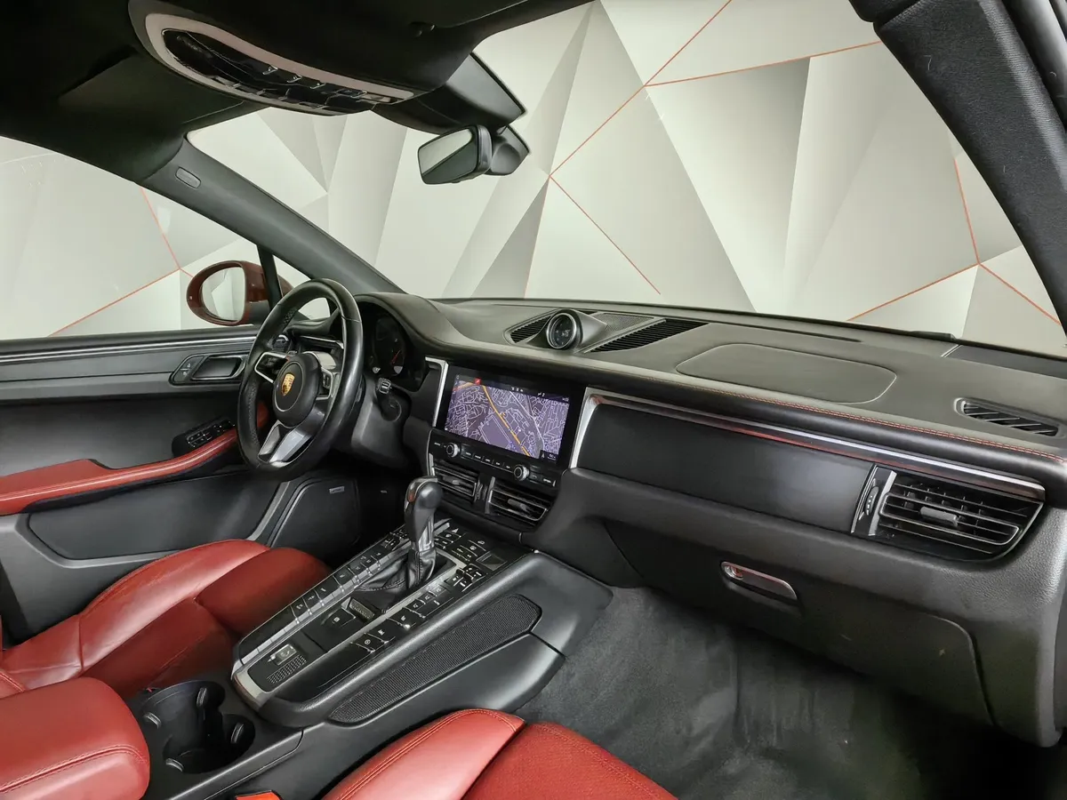 Porsche Macan 2.0 TFSI AMT 4WD (265 л.с.) R4 Красный в АВИЛОН. Слайд №13