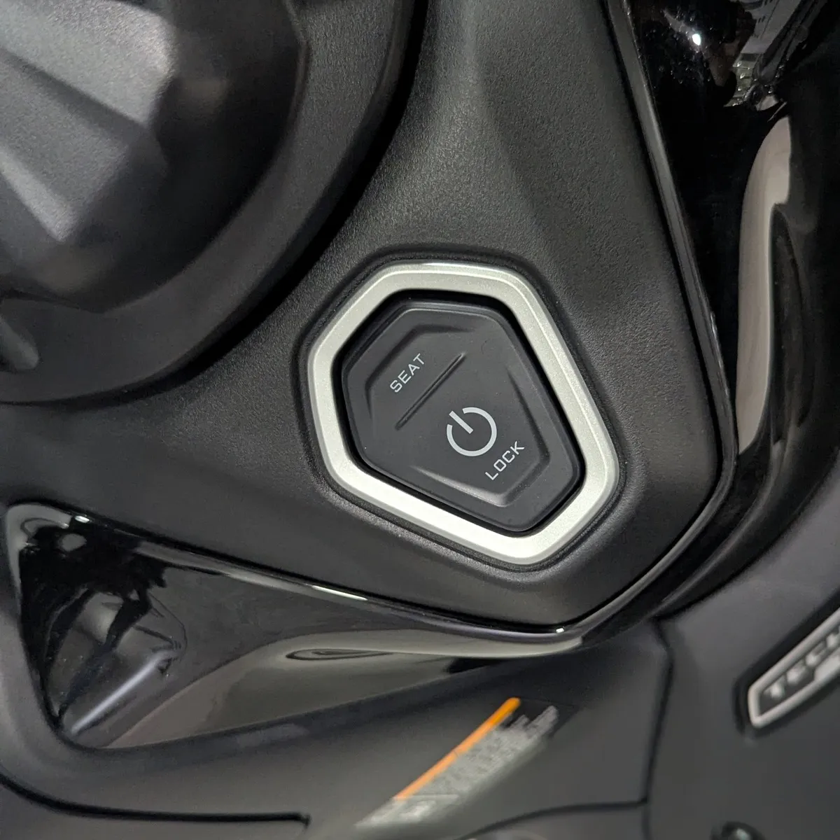 Yamaha XP560 XP560 560 см³ 560 Черный в АВИЛОН. Слайд №12