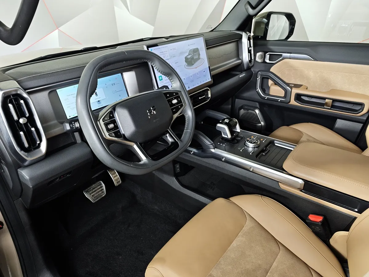 JETOUR T2 2.0T 7DCT AWD (245 л.с.) Люкс Коричневый в АВИЛОН. Слайд №19