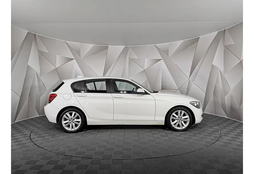 BMW 1 серия 116i AT (136 л.с.) Белый в АВИЛОН. Слайд №6