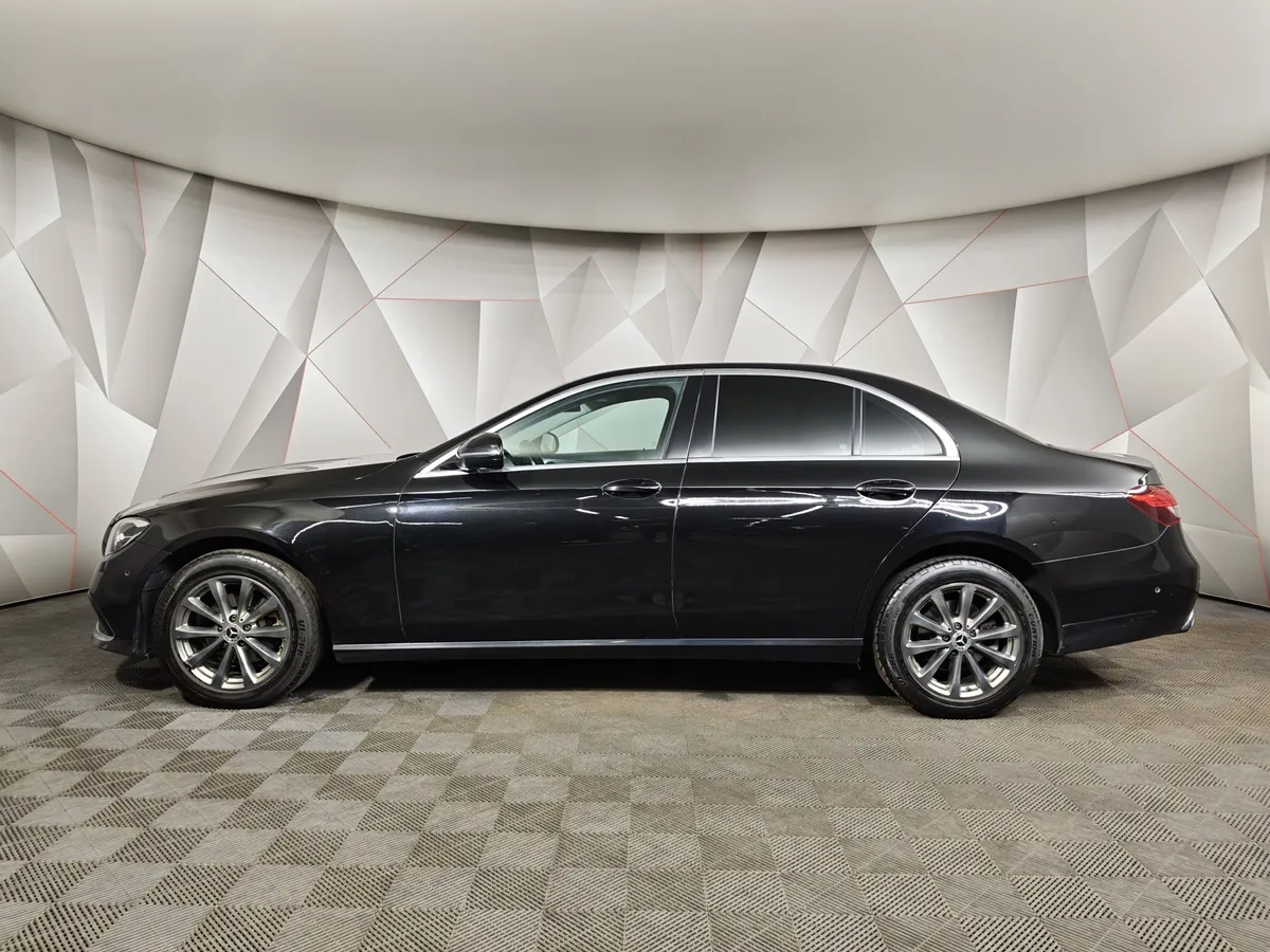 Mercedes-Benz E-Класс E 200 d 9G-TRONIC (160 л.с.) Business (Локальная сборка) Черный в АВИЛОН. Слайд №5