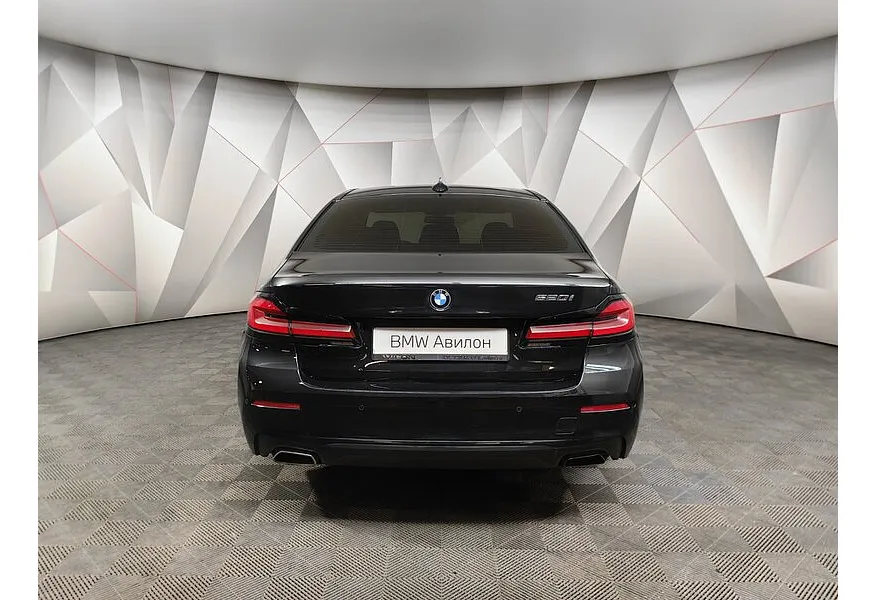 BMW 5 серия 520i Steptronic (184 л.с.) Base (Локальная сборка) Черный в АВИЛОН. Слайд №4