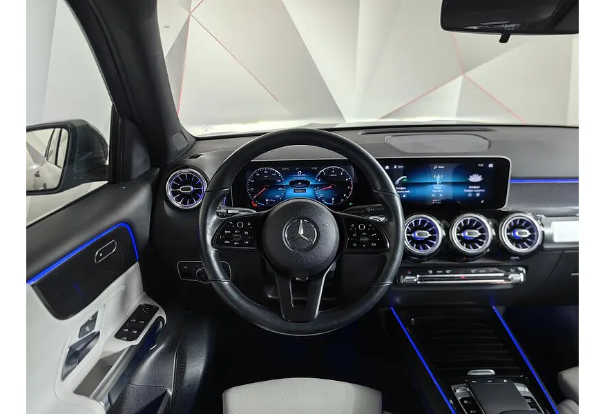 Mercedes-Benz GLB 200 7G-DCT (150 л.с.) Style Серый в АВИЛОН. Слайд №19