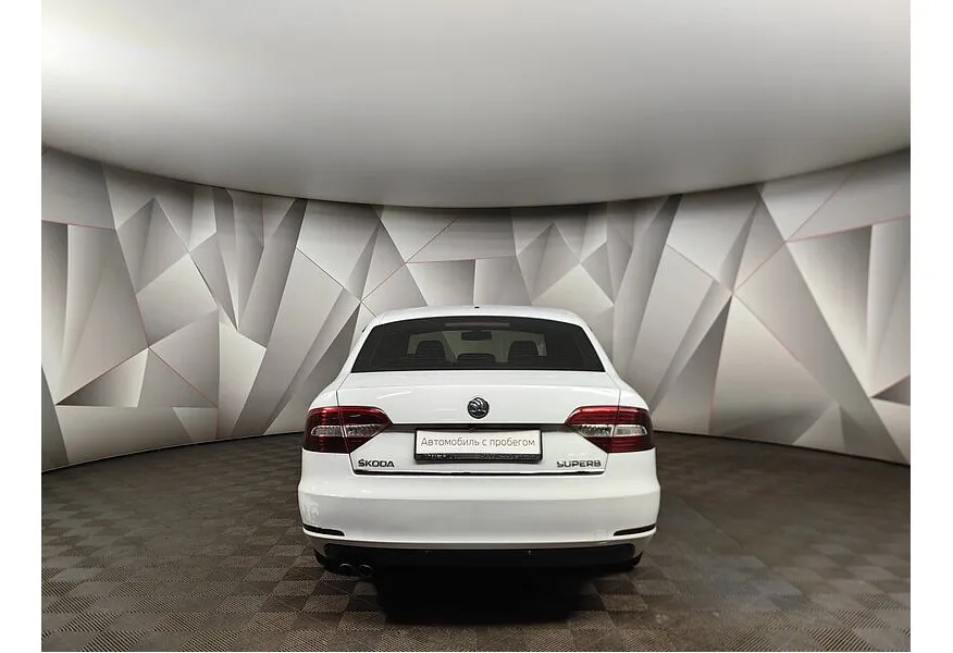 Skoda Superb 1.8 TSI DSG (152 л.с.) Белый в АВИЛОН. Слайд №8