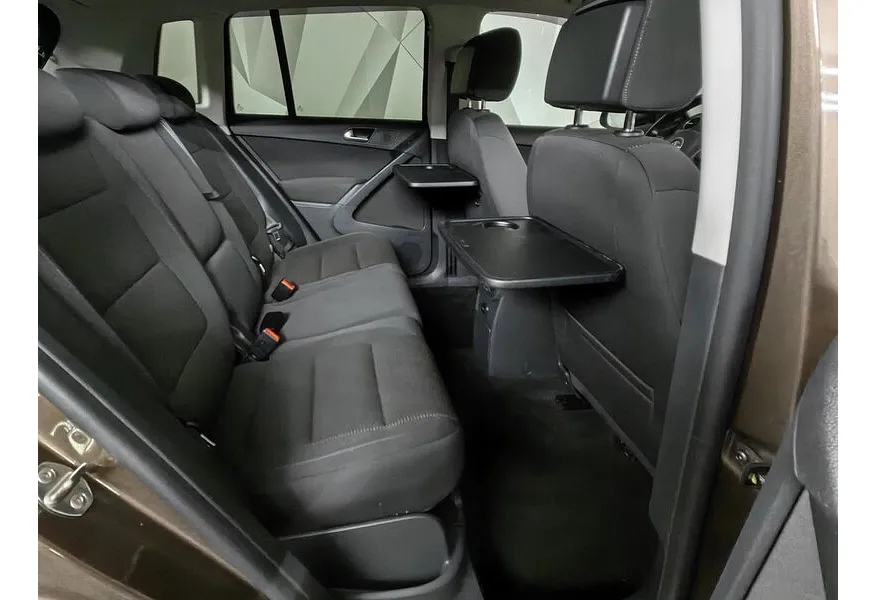 Volkswagen Tiguan 2.0 TSI 4Motion AT (170 л.с.) Sport & Style Коричневый в АВИЛОН. Слайд №16