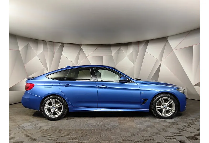 BMW 3 серия 320i xDrive AT (184 л.с.) M Sport Синий в АВИЛОН. Слайд №6