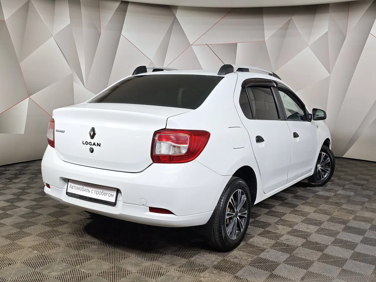 Renault Logan 1.6 MT (82 л.с.) Белый в АВИЛОН. Слайд №2