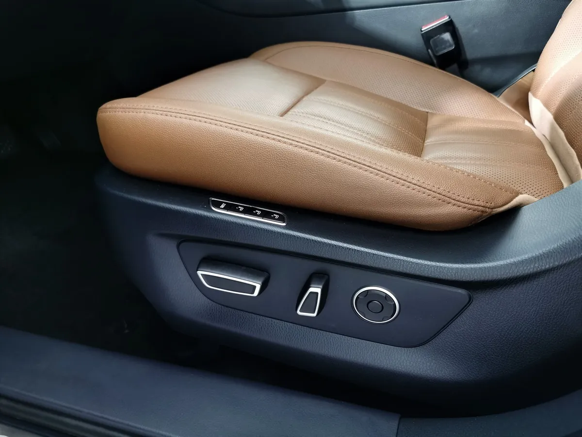 Changan CS95 2.0 AT 4WD (233 л.с.) DLX Белый в АВИЛОН. Слайд №20