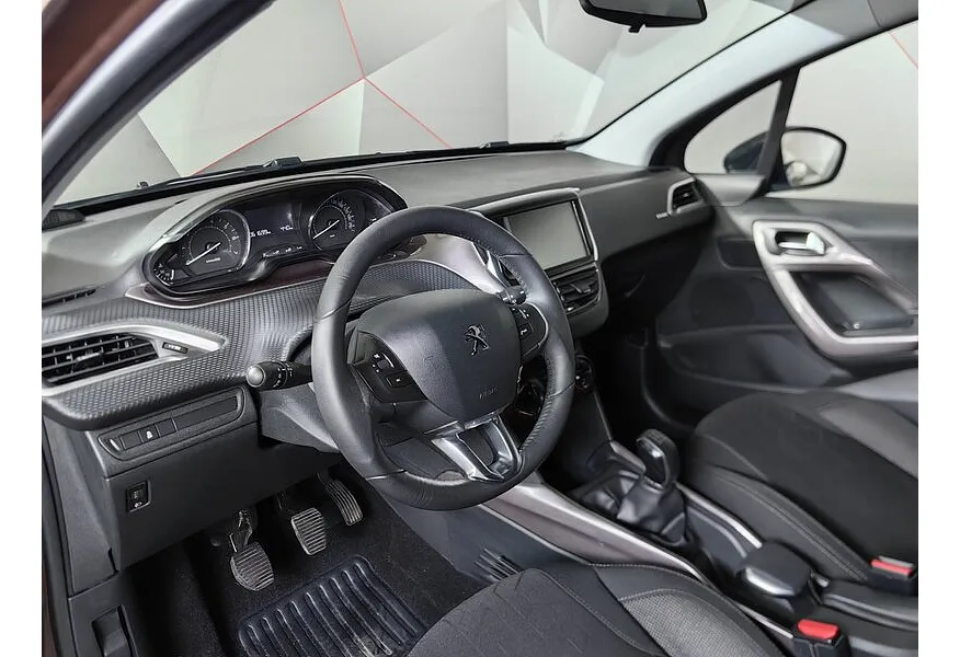 Peugeot 2008 1.6 VTi MT (115 л.с.) Коричневый в АВИЛОН. Слайд №18