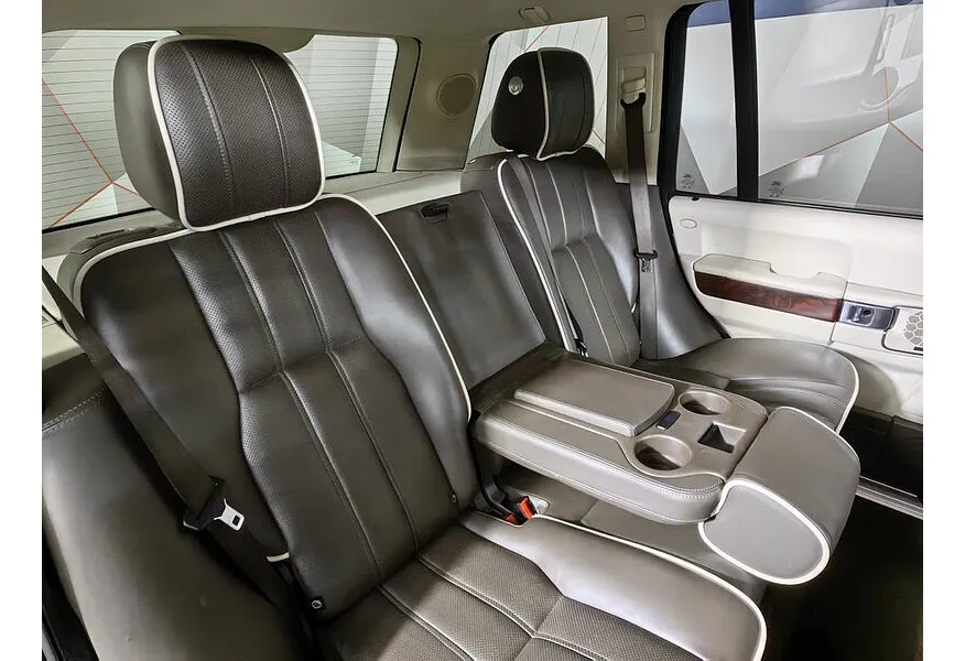 Land Rover Range Rover 4.4 TDV8 AT AWD (313 л.с.) Коричневый в АВИЛОН. Слайд №17