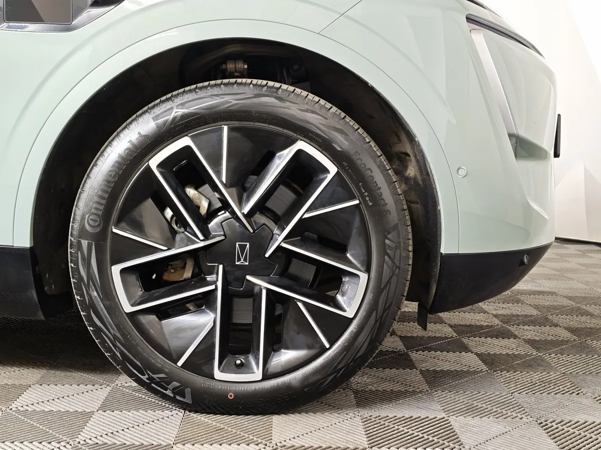 Avatr 11 116 kWh 4WD (578 л.с.) 5 мест Серый в АВИЛОН. Слайд №9