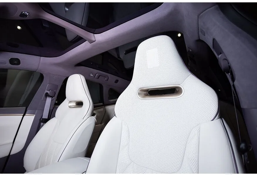 Avatr 11 116 kWh 4WD (578 л.с.) 5 мест Белый в АВИЛОН. Слайд №11