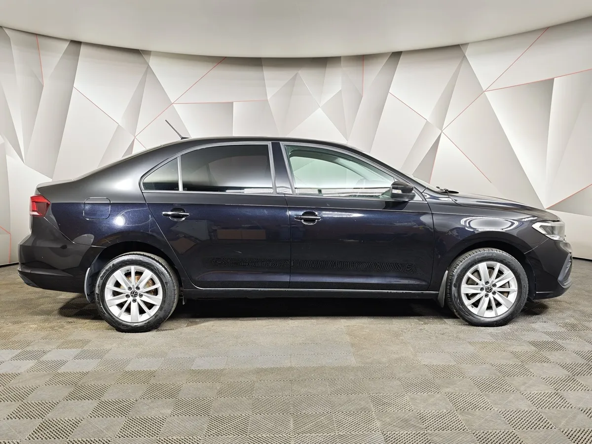 Volkswagen Polo 1.6 MPI AT (110 л.с.) Highline Черный в АВИЛОН. Слайд №6