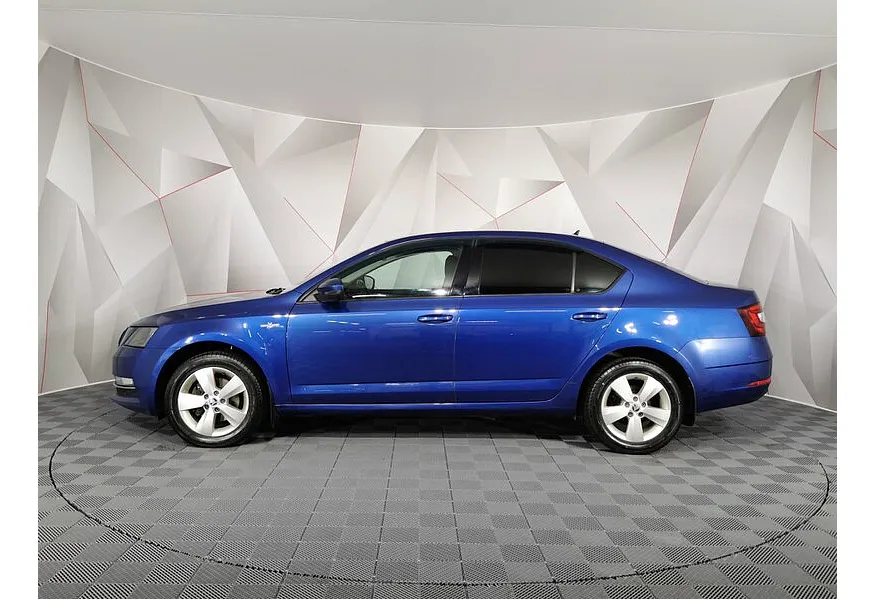 LIVE. Слайд №3