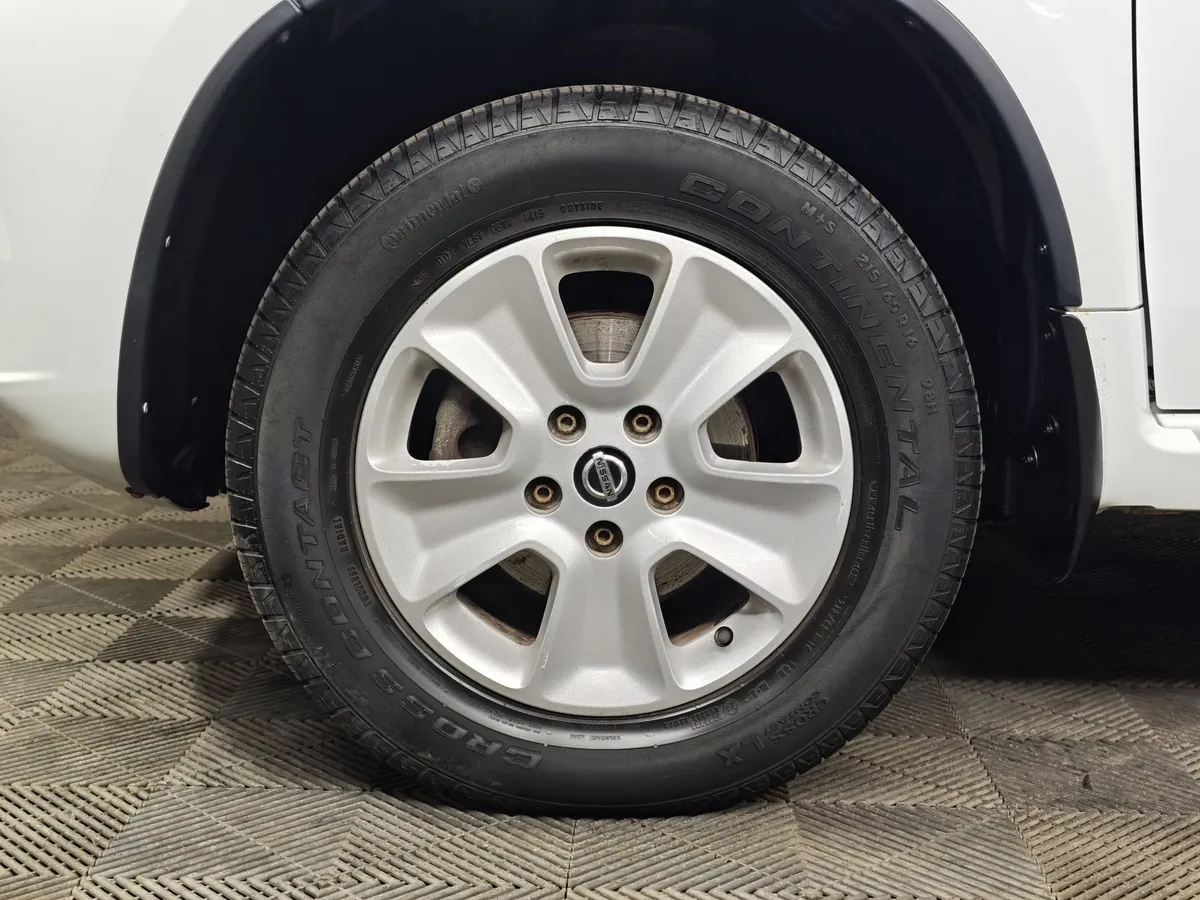 Nissan Terrano 2.0 AT AWD (143 л.с.) Elegance Plus Белый в АВИЛОН. Слайд №9