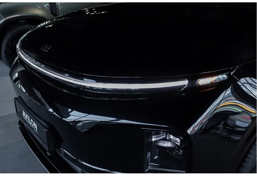 Li Auto L6 1.5 AT 4WD (150 л.с.) Pro Серебристый в АВИЛОН. Слайд №12