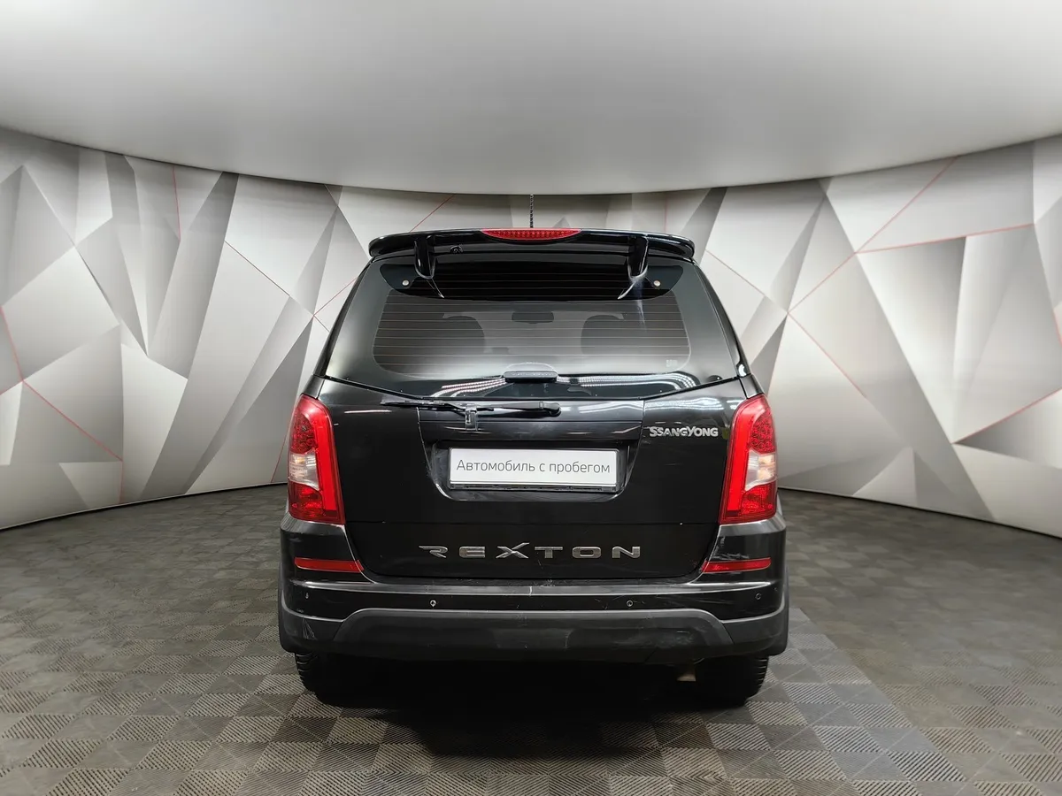 SsangYong Rexton 2.7 Xdi T-Tronic 4WD (165 л.с.) Черный в АВИЛОН. Слайд №8