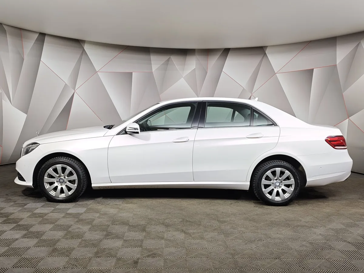 Mercedes-Benz E-Класс E 200 T BlueEfficiency 7G-Tronic Plus (184 л.с.) Белый в АВИЛОН. Слайд №5