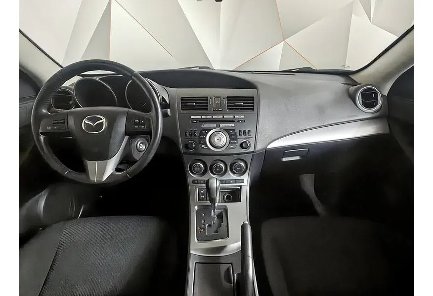 Mazda 3 1.6 AT (105 л.с.) Красный в АВИЛОН. Слайд №14