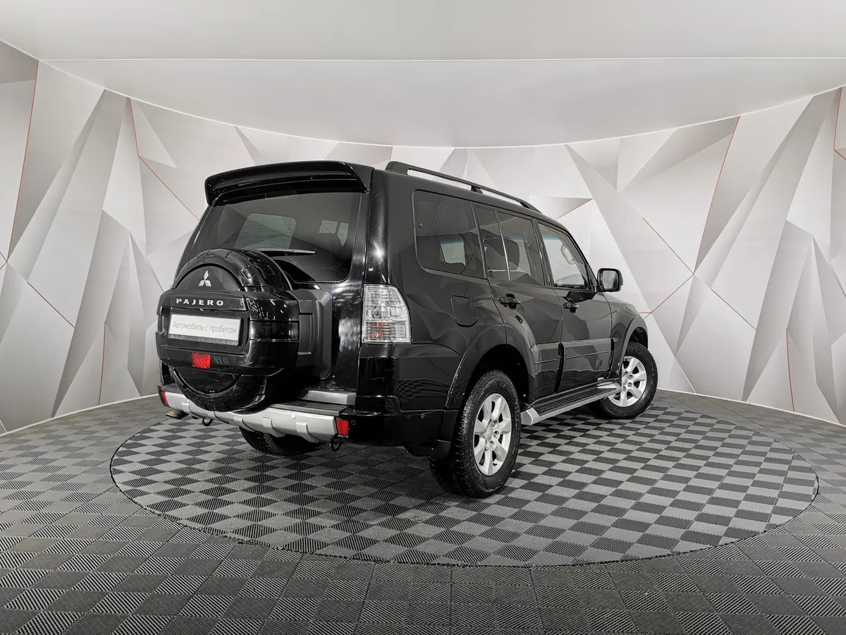 Mitsubishi Pajero 3.0 AT AWD (178 л.с.) Черный в АВИЛОН. Слайд №2