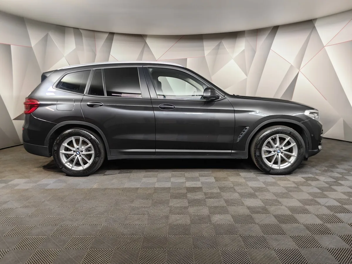 BMW X3 xDrive20i AT (184 л.с.) Urban Серый в АВИЛОН. Слайд №6