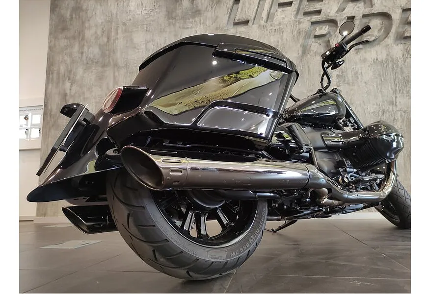 АВИЛОН - BMW Motorrad R 18 R 18 1800 см³ 1800 Черный - slide 10