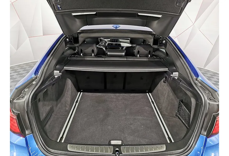 BMW 3 серия 320i xDrive AT (184 л.с.) M Sport Синий в АВИЛОН. Слайд №9