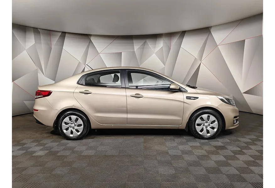 АВИЛОН - Kia Rio 1.4 AT (107 л.с.) Бежевый - slide 3