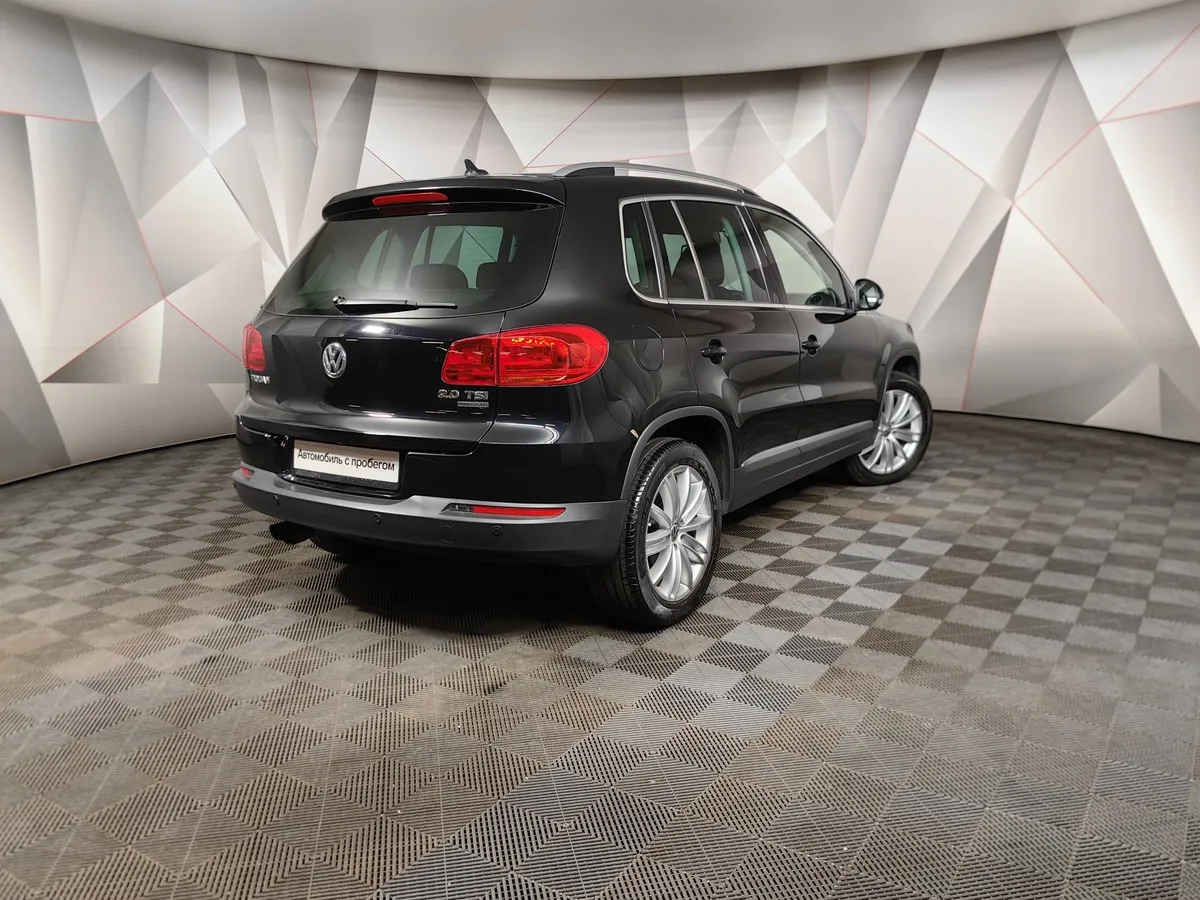 Volkswagen Tiguan 2.0 TSI 4Motion AT (170 л.с.) Sport&Style Серый в АВИЛОН. Слайд №2