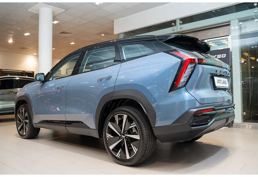 Geely Atlas 2.0T AT 4WD (200 л.с.) Luxury Голубой в АВИЛОН. Слайд №4