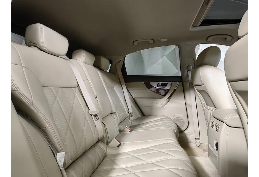 Infiniti FX-Series FX37 AT AWD (333 л.с.) Elegance Белый в АВИЛОН. Слайд №16