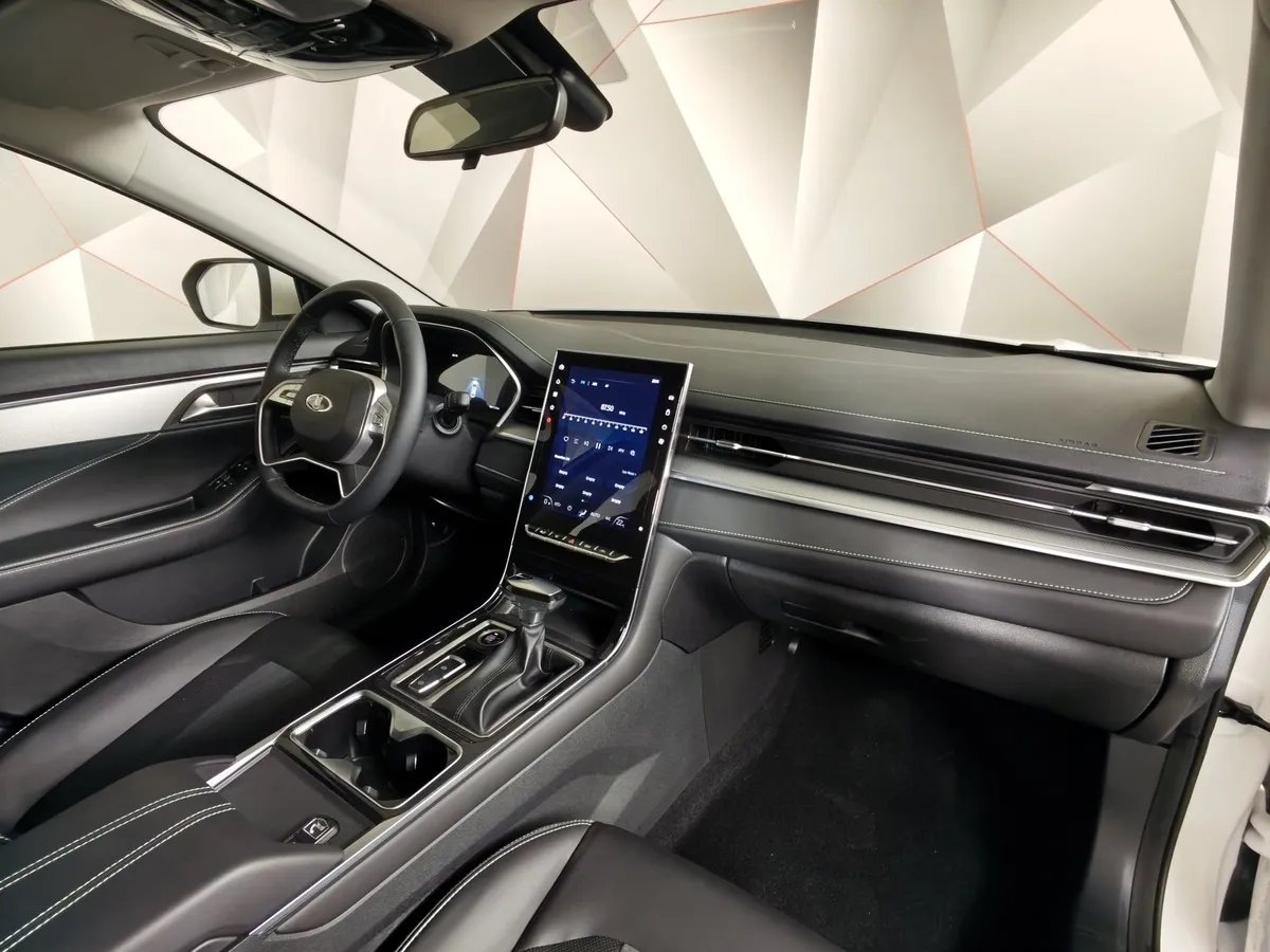 Москвич 6 1.5T CVT 2WD (136 л.с.) Business Белый в АВИЛОН. Слайд №13