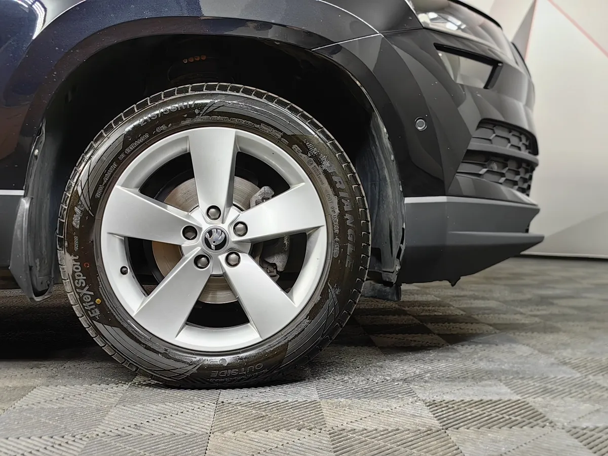 Skoda Karoq 1.4 AT FWD (150 л.с.) Ambition Черный в АВИЛОН. Слайд №9