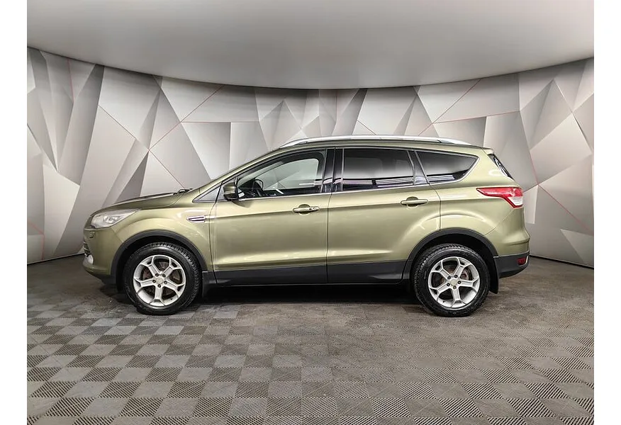 Ford Kuga 1.6 EcoBoost AT AWD (150 л.с.) Titanium Зеленый в АВИЛОН. Слайд №5