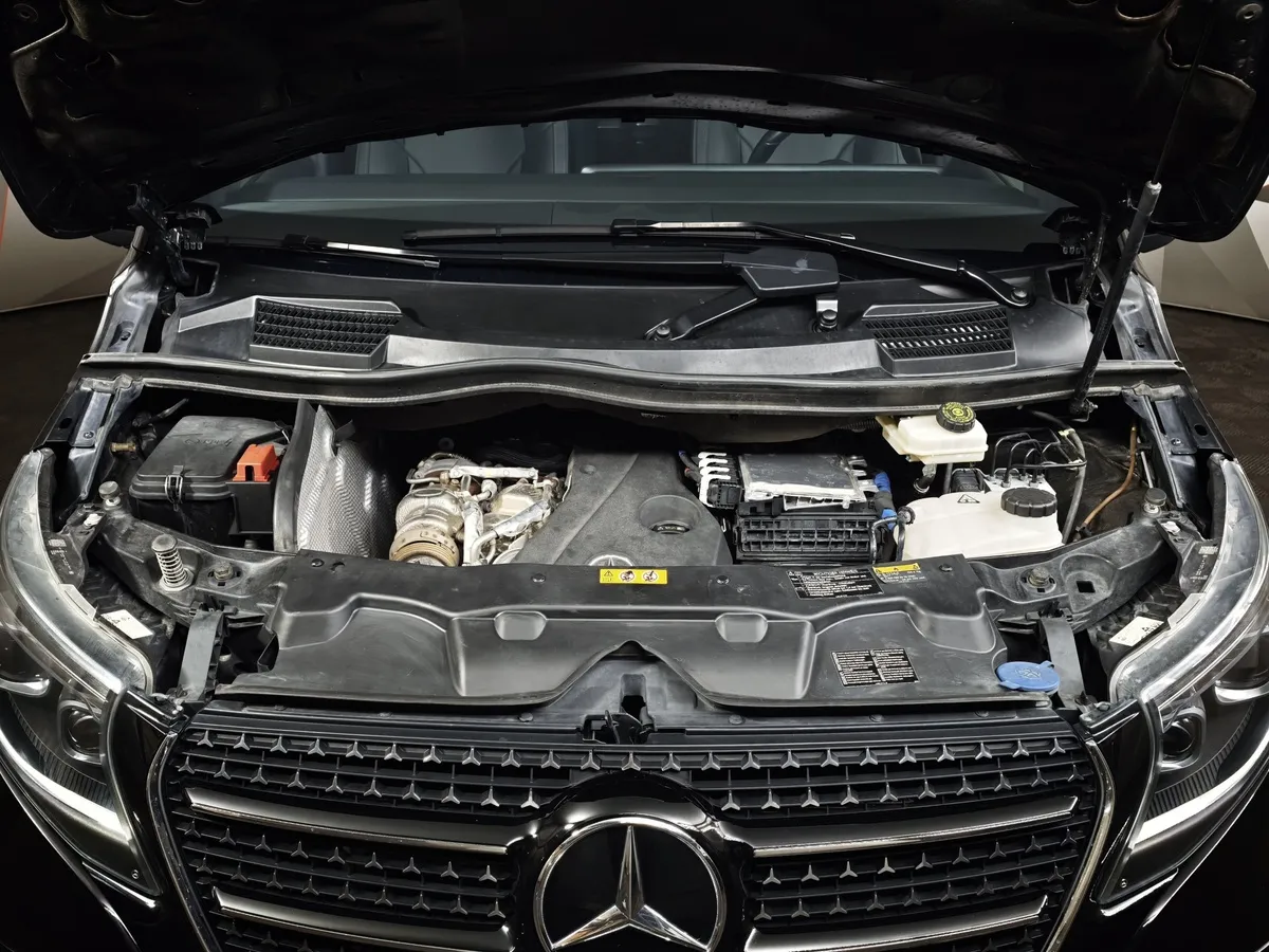 Mercedes-Benz V-Класс V 300 L2 4Matic 9G-Tronic (239 л.с.) Черный в АВИЛОН. Слайд №11