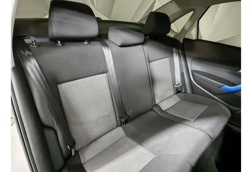 АВИЛОН - Volkswagen Polo 1.6 Tiptronic (105 л.с.) Comfortline Белый - slide 10