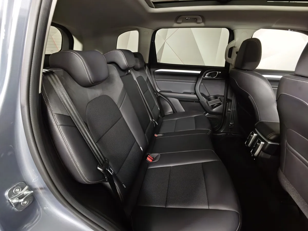 Haval Dargo X 2.0 DCT 4WD (192 л.с.) Premium Серый в АВИЛОН. Слайд №16