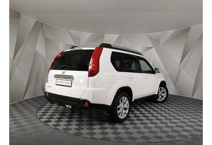 LIVE. Слайд №8