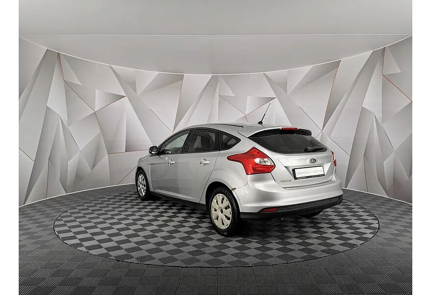 Ford Focus 1.6 MT (105 л.с.) Trend Серебристый в АВИЛОН. Слайд №4