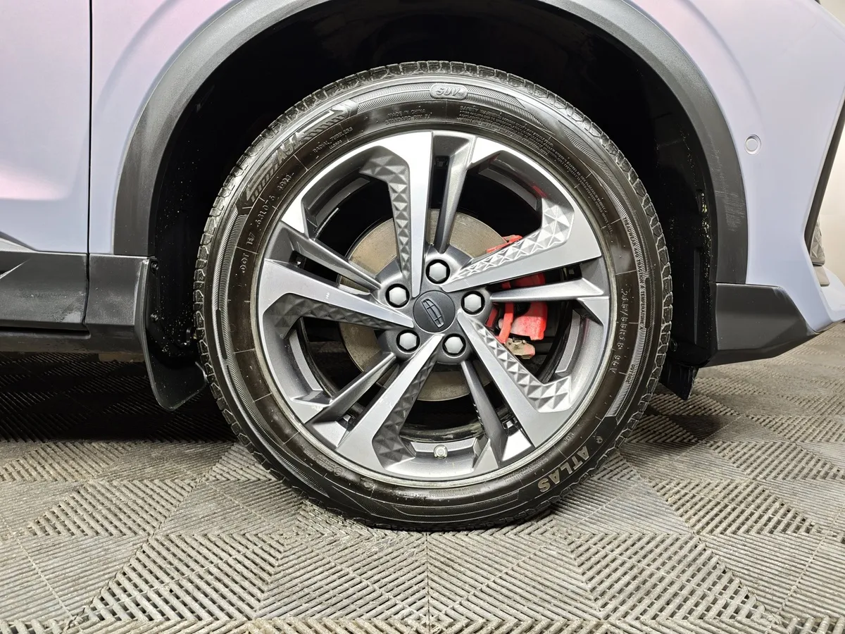 Geely Coolray 1.5T 7DCT (147 л.с.) Exclusive Фиолетовый в АВИЛОН. Слайд №9