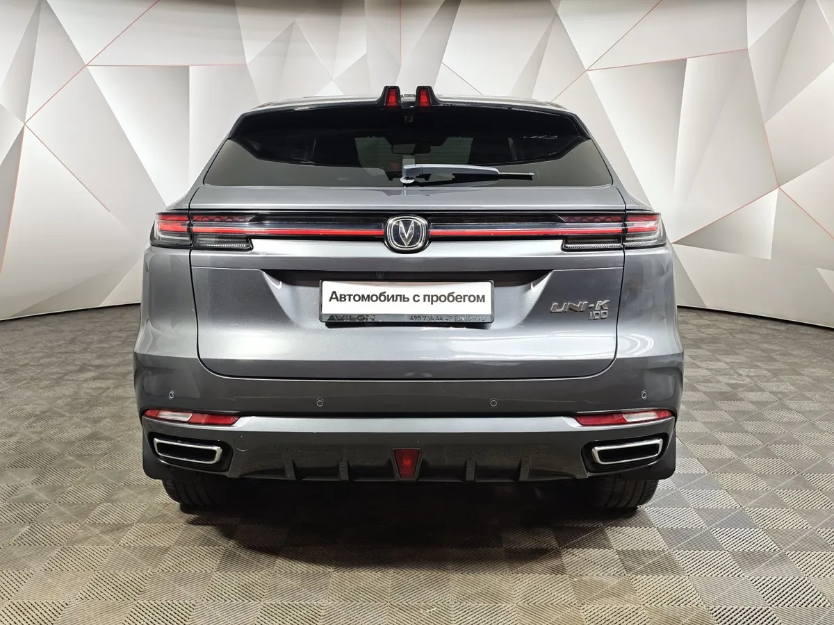 Changan UNI-K iDD 1.5T AT (316 л.с.) Premium Серый в АВИЛОН. Слайд №7