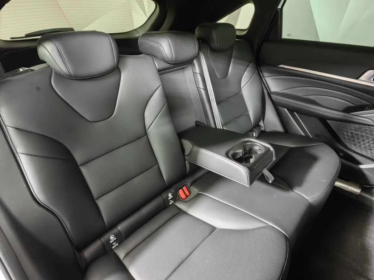 Haval F7 2.0T AWD 7DCT (190 л.с.) Tech Plus Белый в АВИЛОН. Слайд №16
