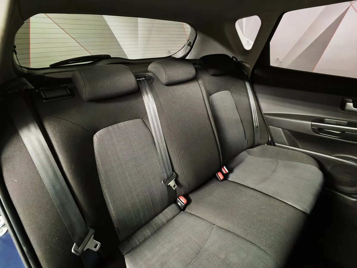 Kia Ceed 1.6 AT (126 л.с.) Comfort Белый в АВИЛОН. Слайд №16