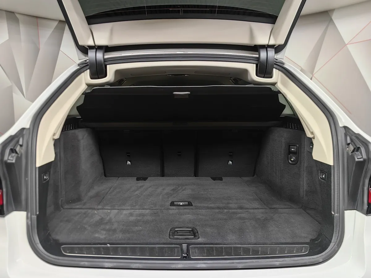 BMW 5 серия 520d Steptronic (190 л.с.) Белый в АВИЛОН. Слайд №9