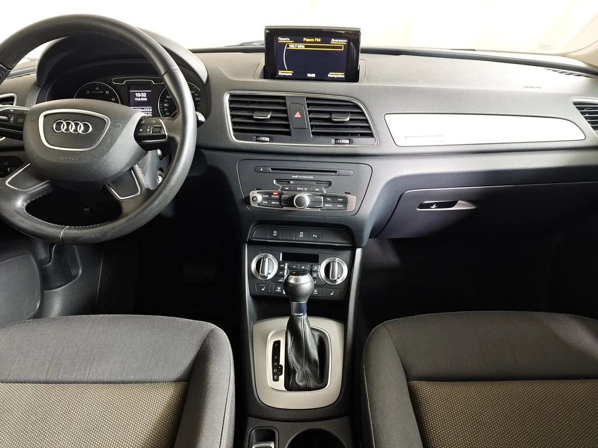 Audi Q3 2.0 TFSI quattro S tronic (170 л.с.) Черный в АВИЛОН. Слайд №15