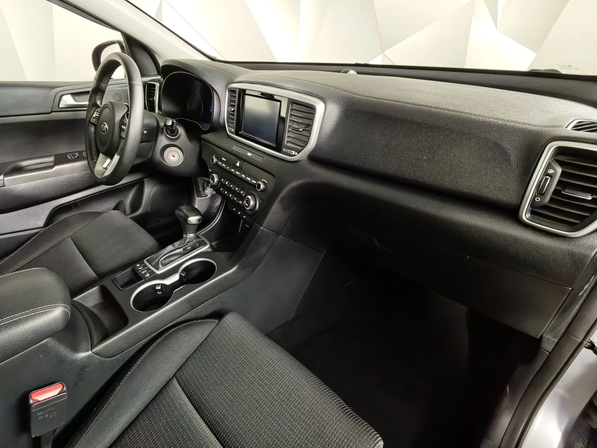 Kia Sportage 2.0 MPI AT 4WD (150 л.с.) Luxe Серебристый в АВИЛОН. Слайд №13